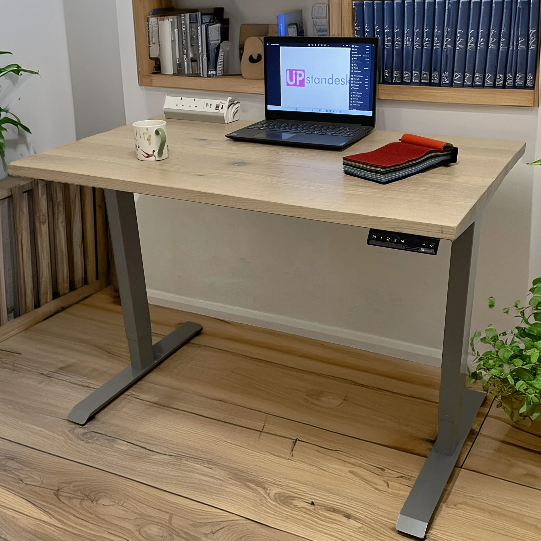 Rustic White Oak - Dual Motor - Electric Standing Desk