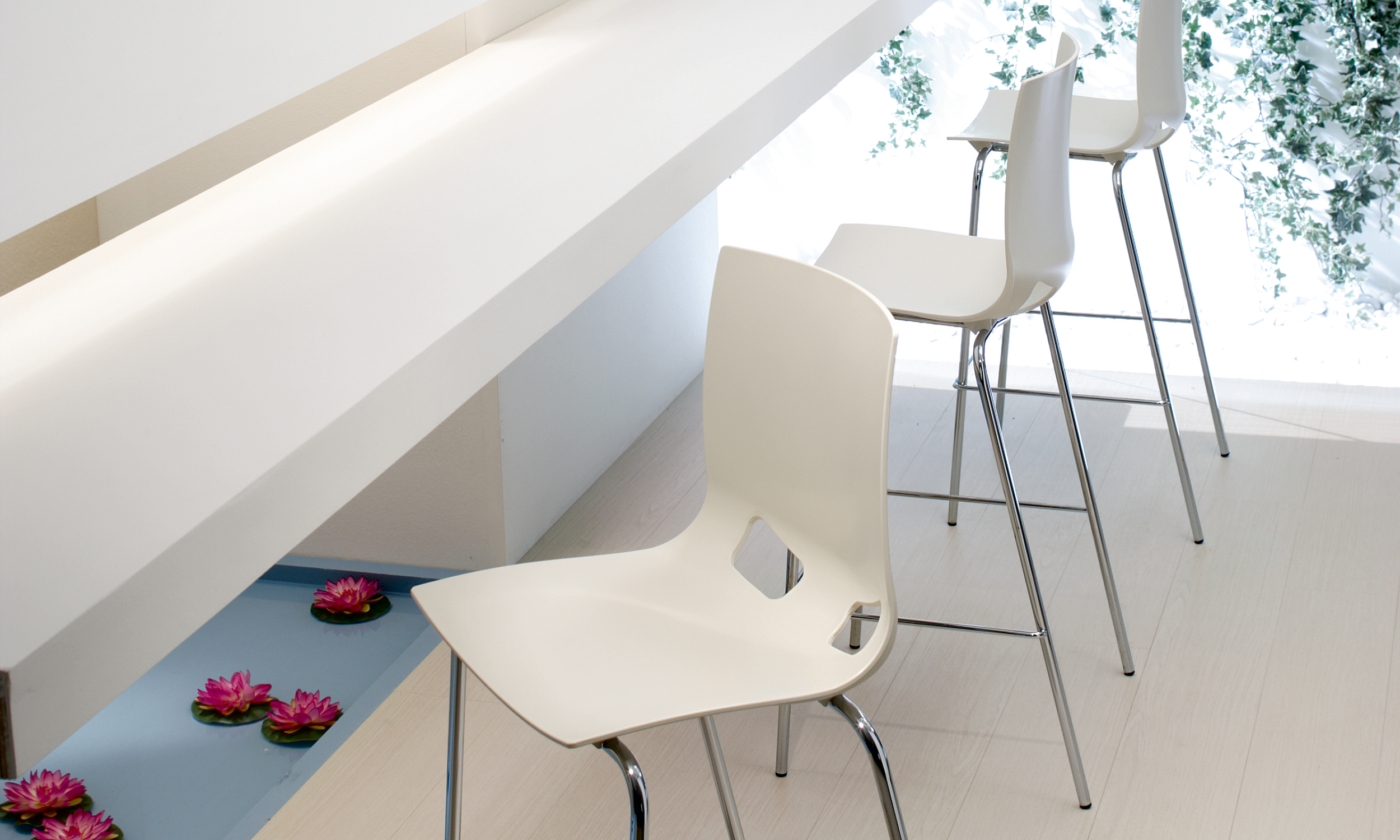 Hocker High Stool - Image 9